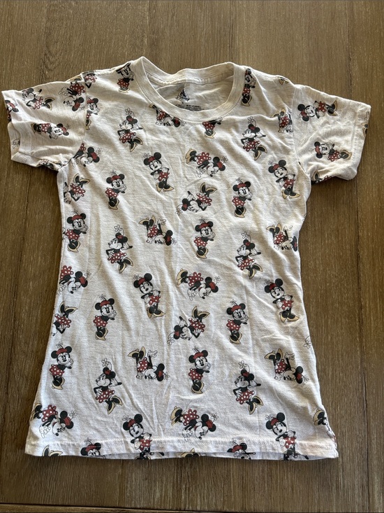 Disney Tops - Vintage Disney White Minnie Mouse Allover Print Tee